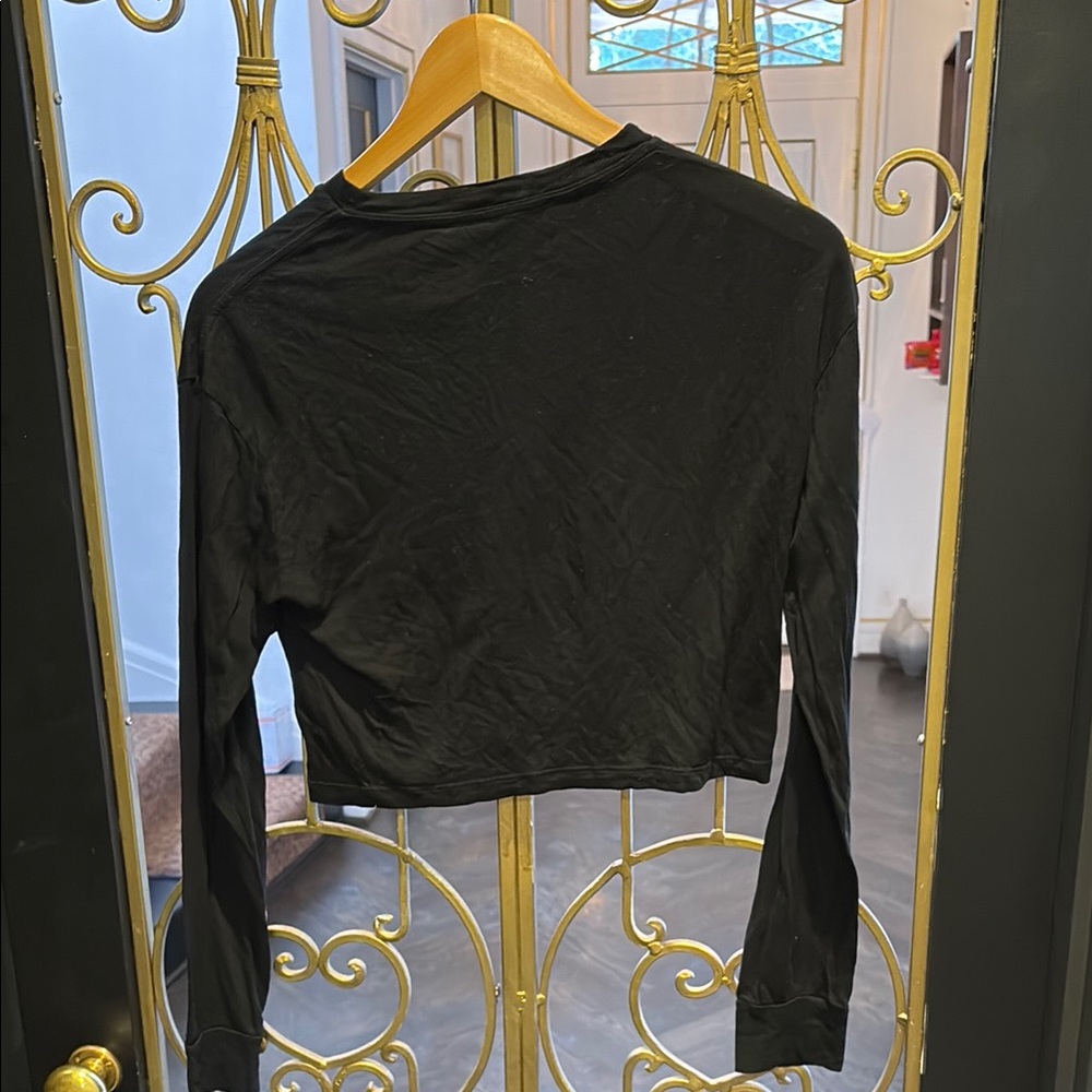 Reformation Black Cropped Top long sleeve small preloved thin lightweight - Picture 6 of 11